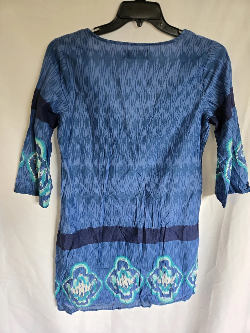 Old Navy Blue Patterned V-Neck Tunic Top